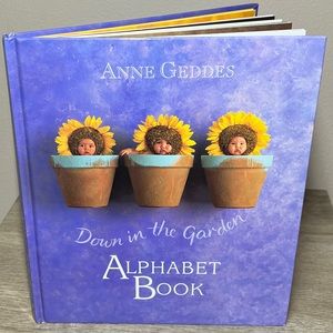 Vintage Hardcover Color Pictures Anne Geddes’ “Down In The Garden Alphabet Book”